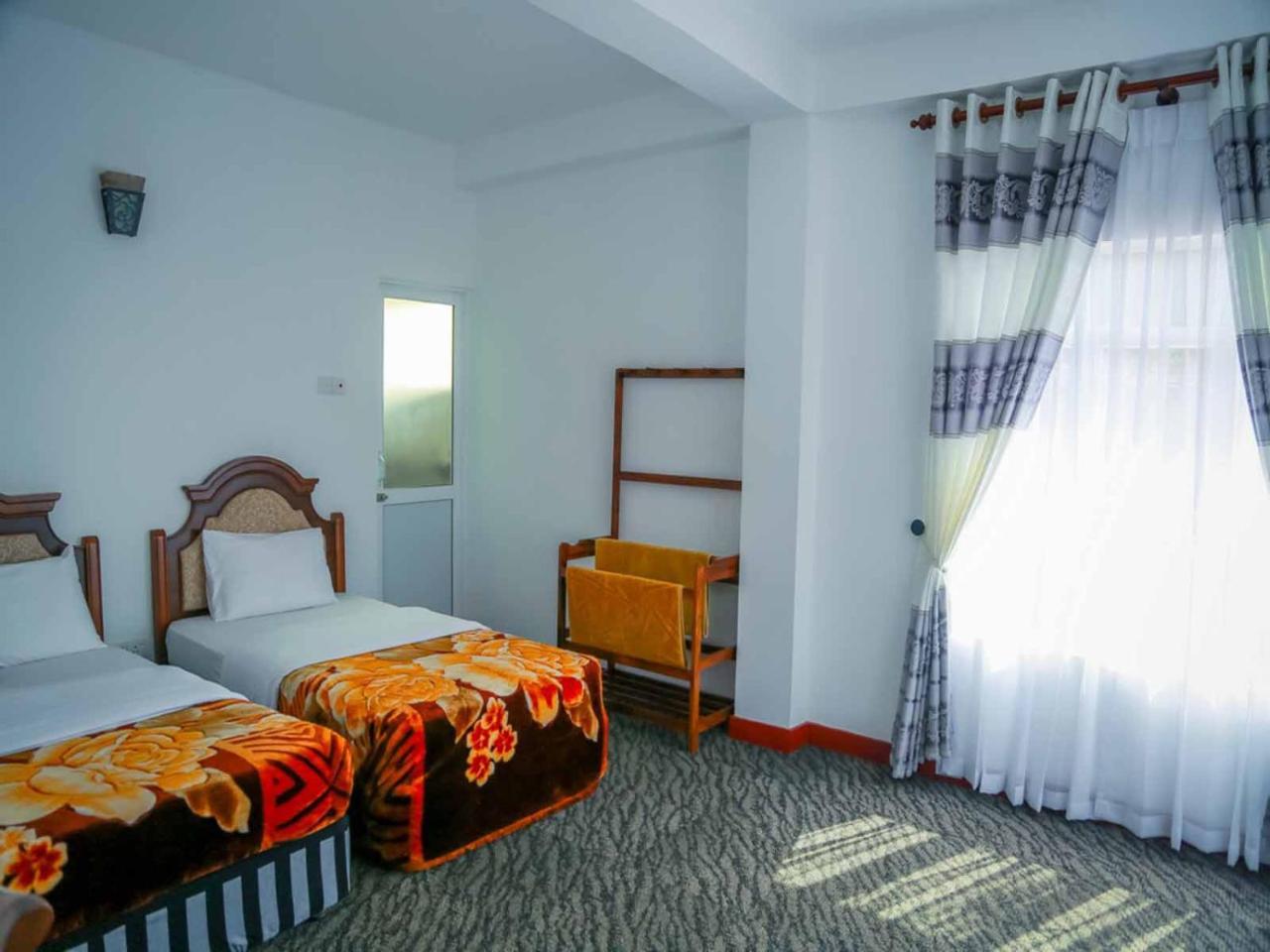 Namadi Nest Home Stay 努沃勒埃利耶 外观 照片